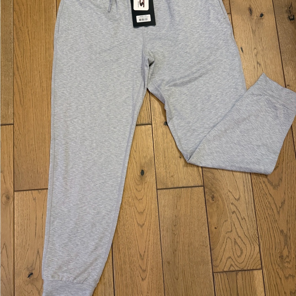 Women's Performance Tech Jogger - M